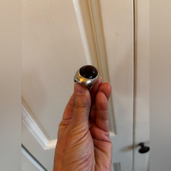 Silver or pewter oxidized ring with a smooth purple/amethyst stone. - Picture 9 of 9